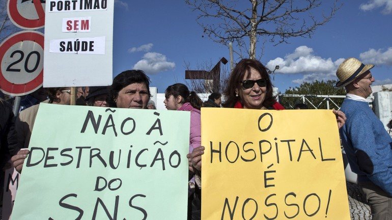 Segundo analistas as &quot;mudanças no setor hospitalar&quot; em Portugal e a &quot;otimização de custos&quot; permitiram poupanças