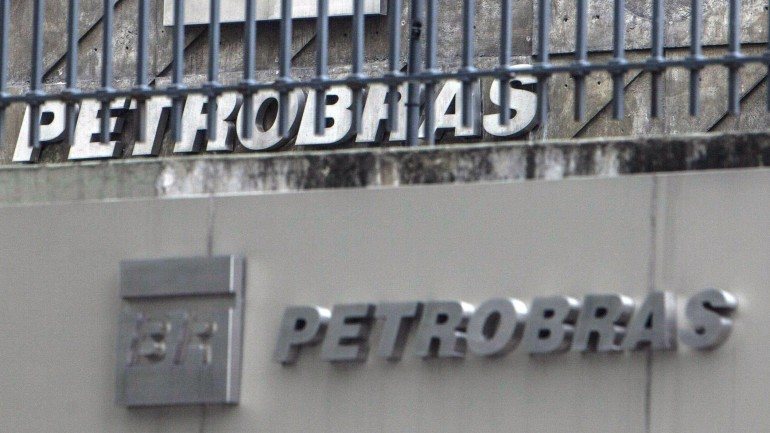 Réus terão de devolver um valor de cerca de 5,5 milhões de euros a Petrobras