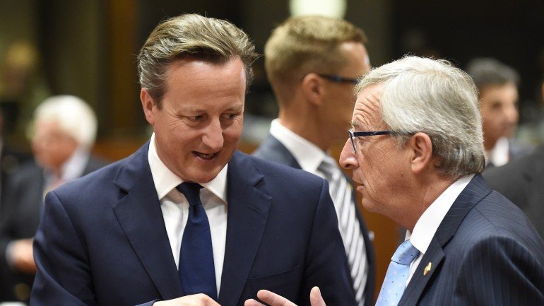 No verão passado Cameron afirmou que iria &quot;reclamar de volta os poderes de Bruxelas&quot;