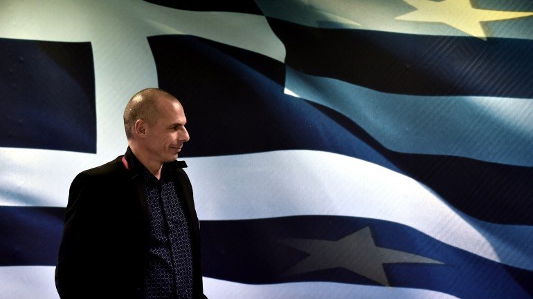 Yanis Varoufakis lança aviso aos credores
