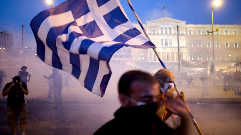 Após três dias de negociações no Grupo de Bruxelas, que inclui representantes do governo grego e dos credores europeus e do Fundo Monetário Internacional, há ainda reuniões previstas até quarta-feira