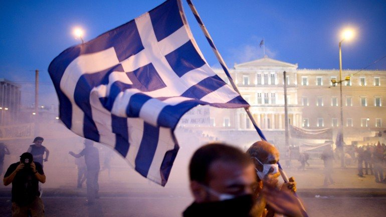 Não pagar não é uma &quot;estratégia&quot;. A Grécia quer apenas &quot;poder respirar&quot;, diz o ministro.