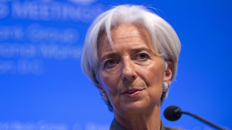 &quot;Os mecanismos de saída [de funcionários públicos] devem ser reforçados&quot;, diz o FMI.