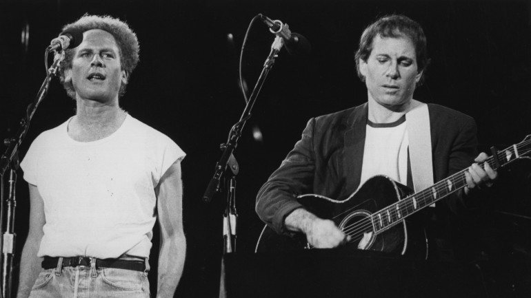 Paul Simon abandonou Garfunkel em 1970, quando o duo estava no auge da carreira com o disco de &quot;Bridge Over Troubled Water&quot;