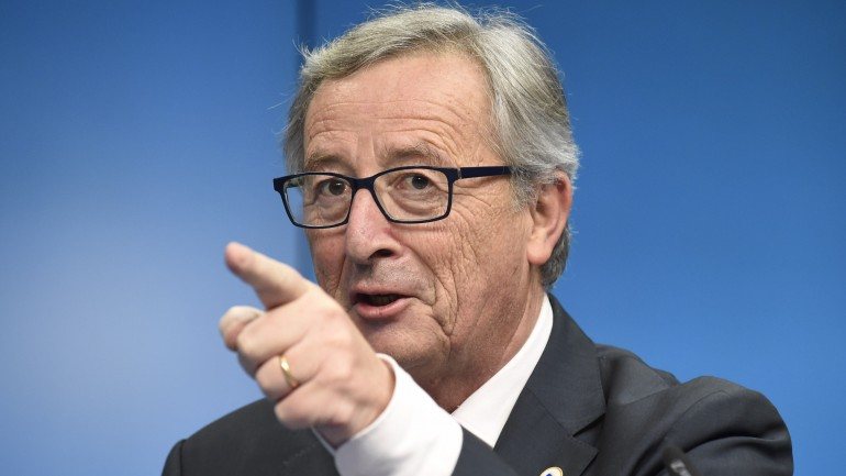 &quot;O Grexit não é uma opção&quot;, afirma Juncker
