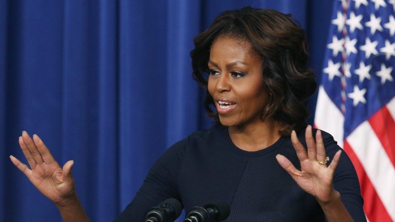 Michelle Obama lançou a iniciativa &quot;&quot;Let's Move&quot; em 2011
