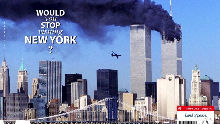 Uma agência de comunicação criou cartazes publicitários com imagens do 11 de setembro para evitar o boicote ao turismo na Tunísia.