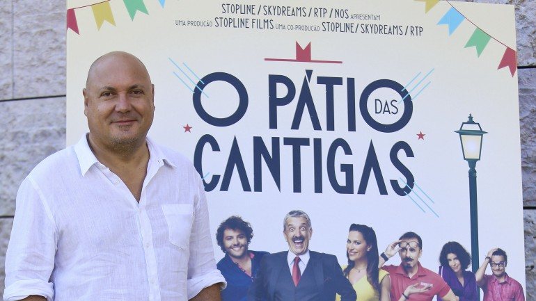 O realizador Leonel Vieira foi o responsável pelo remake do clássico do cinema português