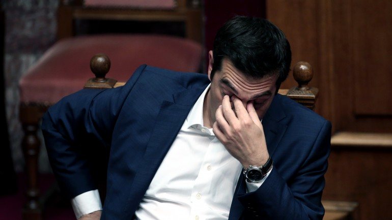 Será que Tsipras cedeu ao cansaço?