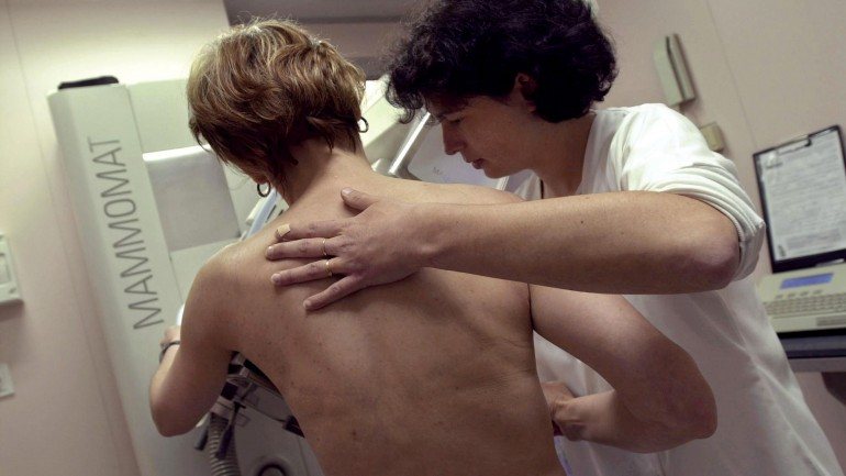 Em Portugal, são registados seis mil novos casos de cancro da mama todos os anos, segundo a Liga Portuguesa Contra o Cancro