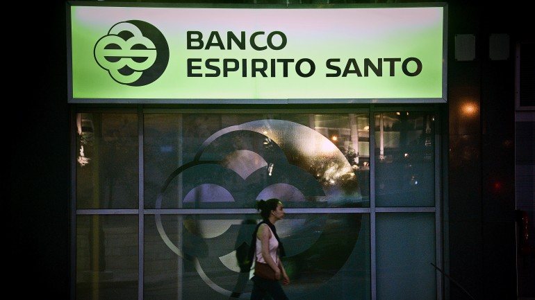 O Consórcio de Defesa para os Investidores do BES pede o arresto de todos os bens imóveis do banco
