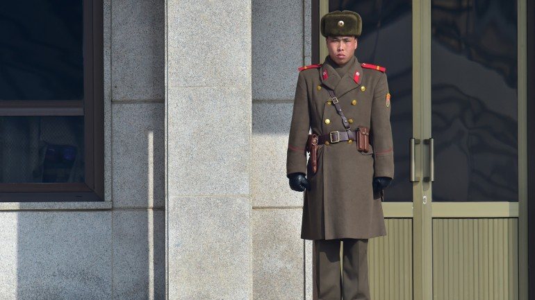 Um soldado do exército da Coreia do Norte