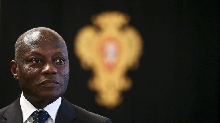 O Governo da Guiné-Bissau responsabilizou o Presidente da República, José Mário Vaz, pelo “clima de instabilidade” no país