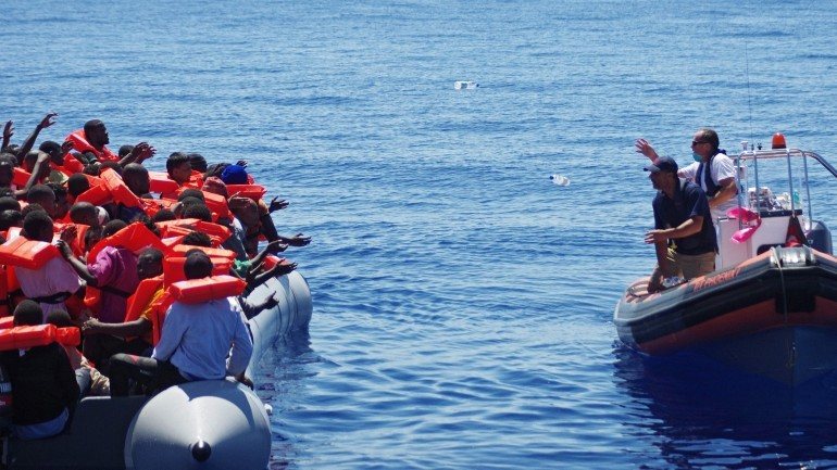 Migrantes foram detetados pelas autoridades gregas