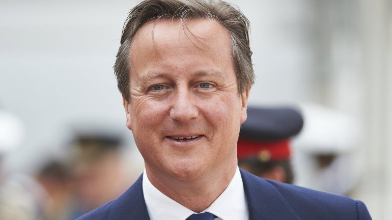 David Cameron vai fazer pressão sobre o referendo na cimeira dos líderes europeus