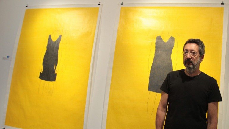 Julião Sarmento na inauguração de uma exposição com obras suas