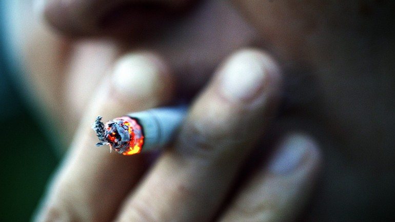 Em 2014, mais de 1,7 milhões de portugueses com 15 ou mais anos fumava. Eram menos do que os ex-fumadores