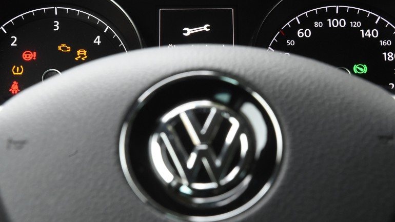 A decisão foi tomada depois da SIVA ter ficado a conhecer quais os veículos afetados pelo kit fraudulento da Volkswagen