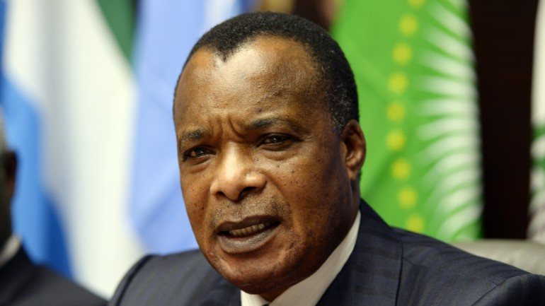 Denis Sassou Nguesso marcou referendo constitucional que, a ser aprovado, vai permitir que continue na presidência da República do Congo.