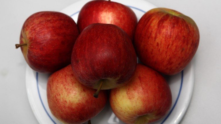 As maçãs devem fazer parte da dieta, mas se está a tentar perder peso, escolha a variedade mais adequada