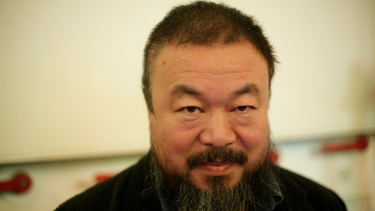 A casa e o estúdio de Ai Weiwei estavam a ser escutados pelas autoridades