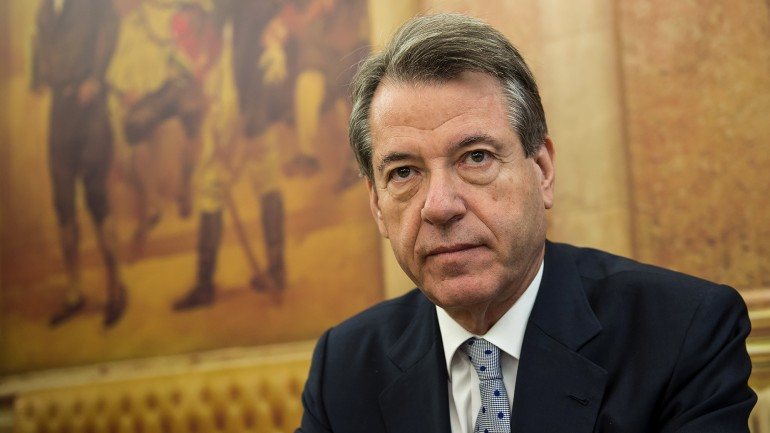 Henrique Granadeiro acumulou os cargos de chairman e CEO da PT desde Junho de 2013 até à sua saída em Agosto de 2014