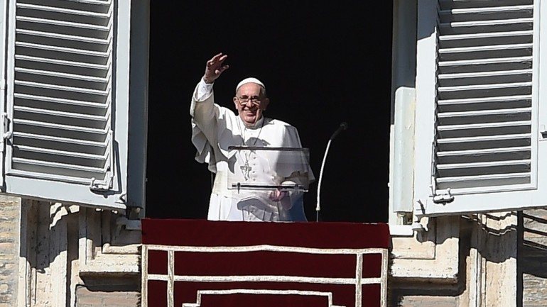 O Papa Francisco promete continuar com as reformas na Igreja Católica