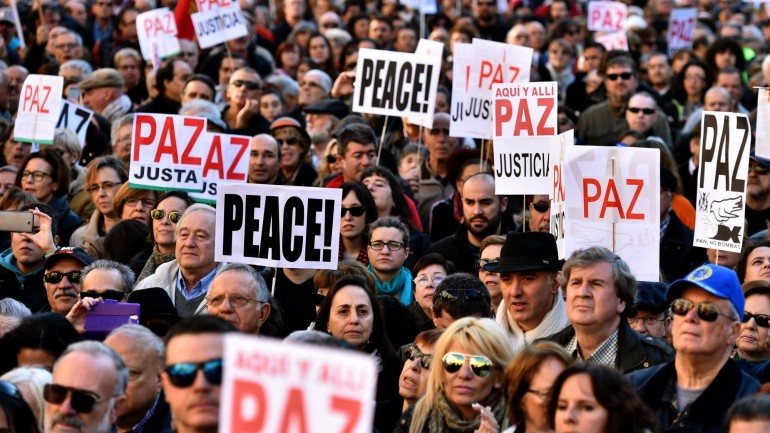 Manifestação pela paz na capial espanhola, Madrid