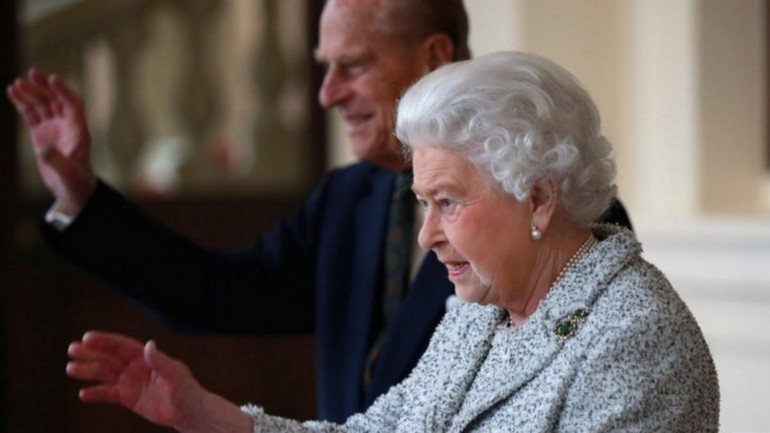 Presidente da República diz que esta visita à rainha Isabel II já estava planeada há mais tempo