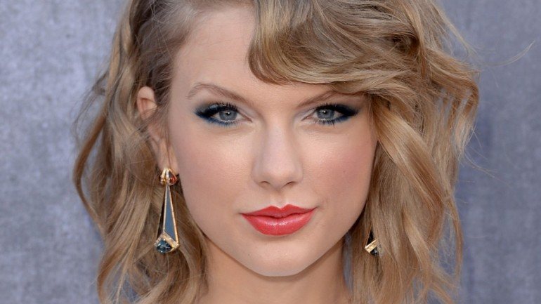 Taylor Swift está nomeada para várias categorias dos Grammy
