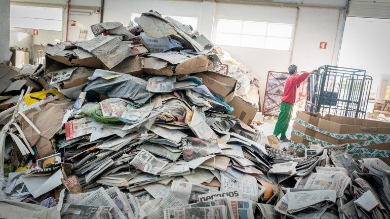 De janeiro a setembro de 2015, a SPV encaminhou para reciclagem cerca de 323 mil toneladas de embalagens usadas