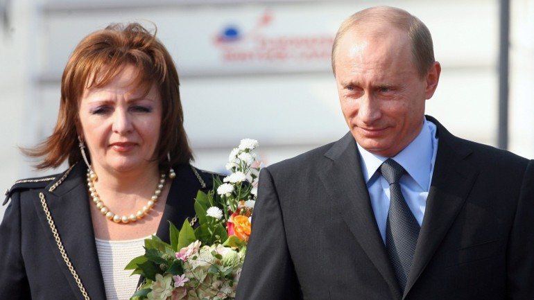 Lyudmila Pútina terá casado dois anos depois de separar-se de Vladimir Putin