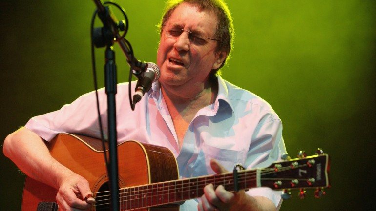 Bert Jansch num espetáculo em Londres, 2007