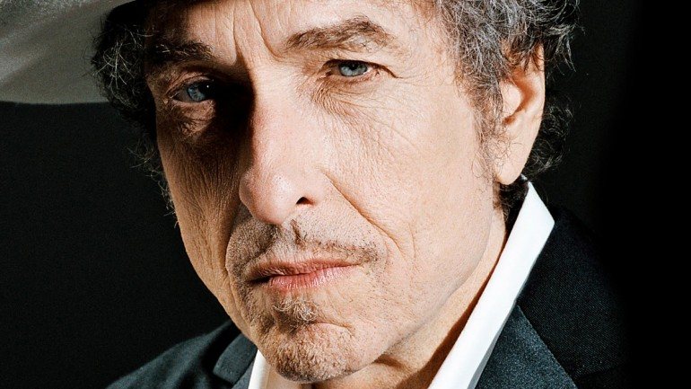 Bob Dylan e os standards ou a América a cantar-se a si própria, é mais ou menos a mesma coisa