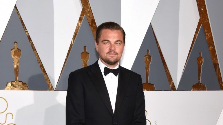 DiCaprio recebe o prémio de Melhor Ator pela primeira vez