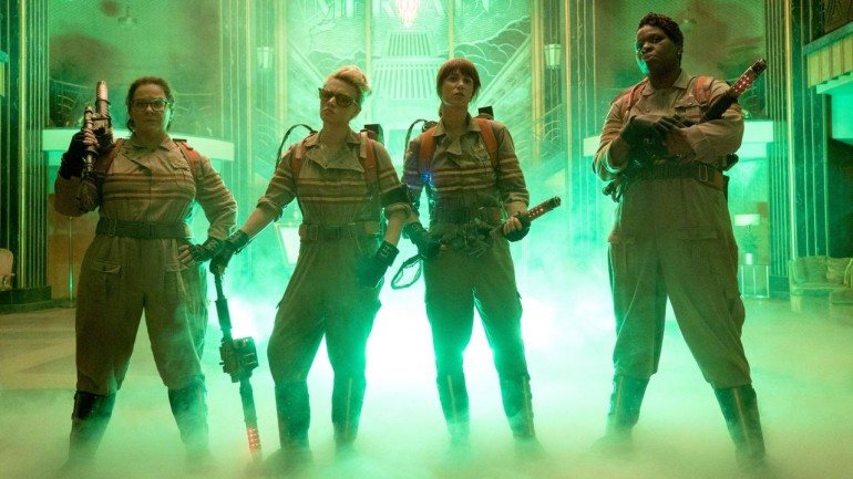 Melissa McCarthy, Kristen Wiig, Kate McKinnon e Leslie Jones são as novas Ghostbusters