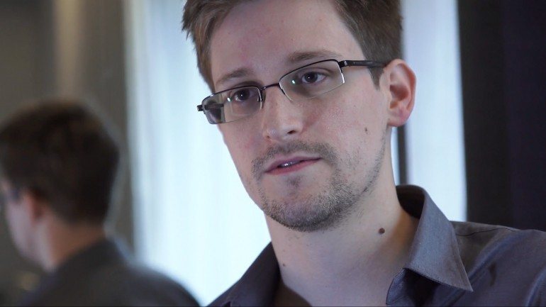 Edward Snowden acusou FBI de mentir sobre as suas capacidades