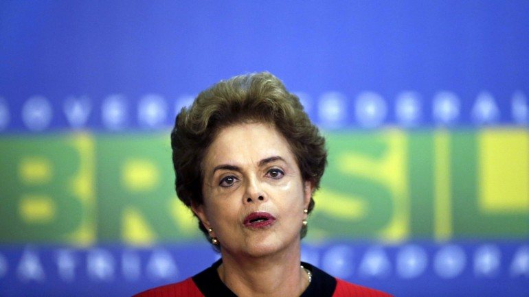 Dilma Rousseff anunciou Lula da Silva como novo ministro chefe da Casa Civil.