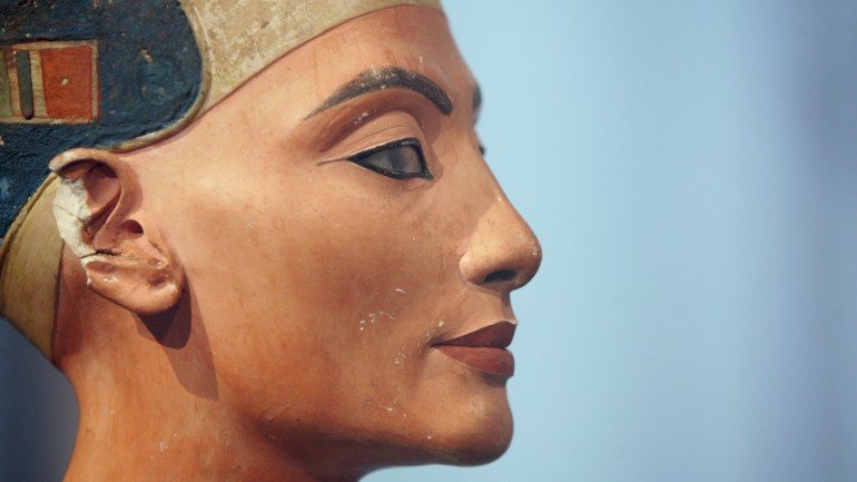Nefertiti, a bela rainha egípcia