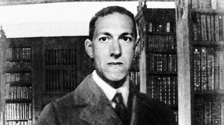 H.P. Lovecraft ficou conhecido por criar o mito de Cthulhu, uma personagem parte polvo, parte homem e parte dragão