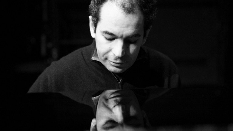 O pianista e compositor João Paulo Esteves da Silva é um dos músicos que faz parte do cartaz