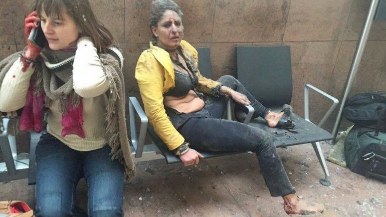 A fotografia de Kardava foi tirada logo após as explosões no aeroporto de Bruxelas.