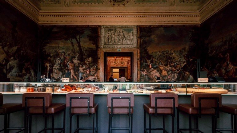 Sete conceitos gastronómicos e sete chefs moram agora num palácio do século XVIII, no Chiado, em Lisboa
