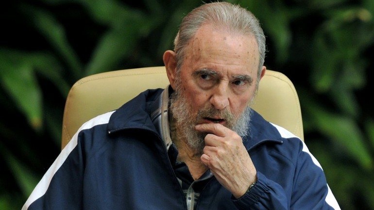 Há 10 anos que Fidel Castro não fazia um discurso tão longo. Aqui, no congresso de 2011