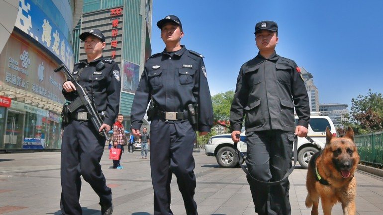 Forças policiais em Pequim