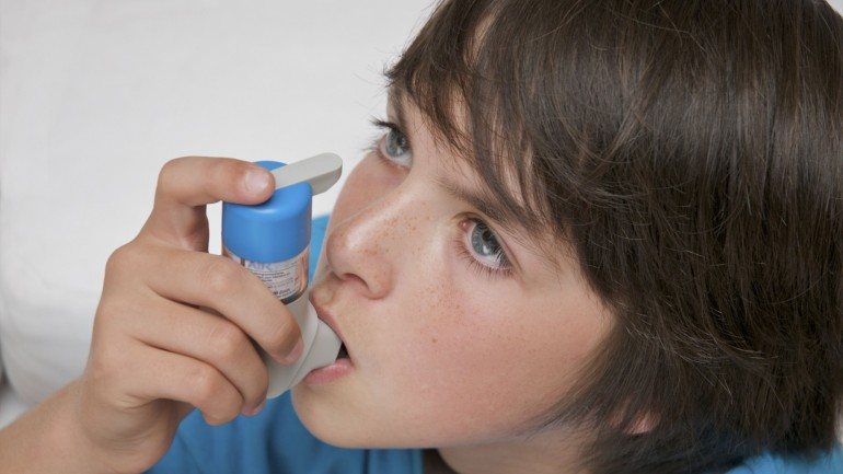 Os doentes com asma podem ter de recorrer a medicação diária