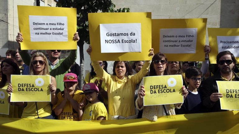 No domingo, apoiantes do movimento Defesa da Escola Ponto vão manifestar-se em Lisboa