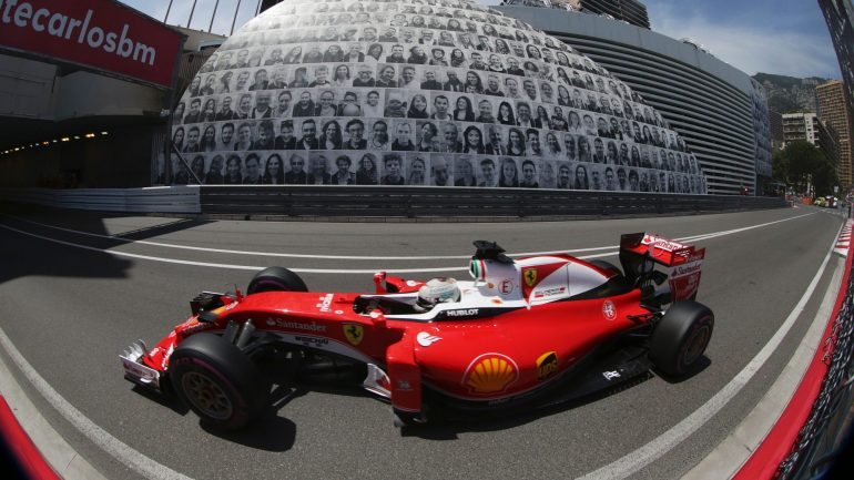 Sebastian Vettel larga este domingo em quarto lugar no GP de Mónaco de Fórmula 1