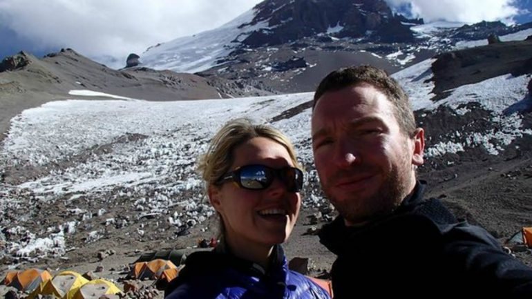 Maria Strydom e Robert Gropel durante a subida ao Monte Evereste