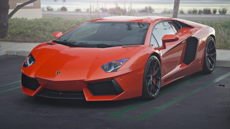 O Lamborghini Aventador é o brinquedo mais recente na garagem do jogador português